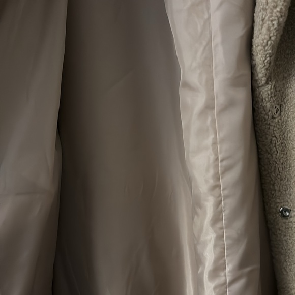 Faux Shearling Belted Coat - Picture 5 of 6